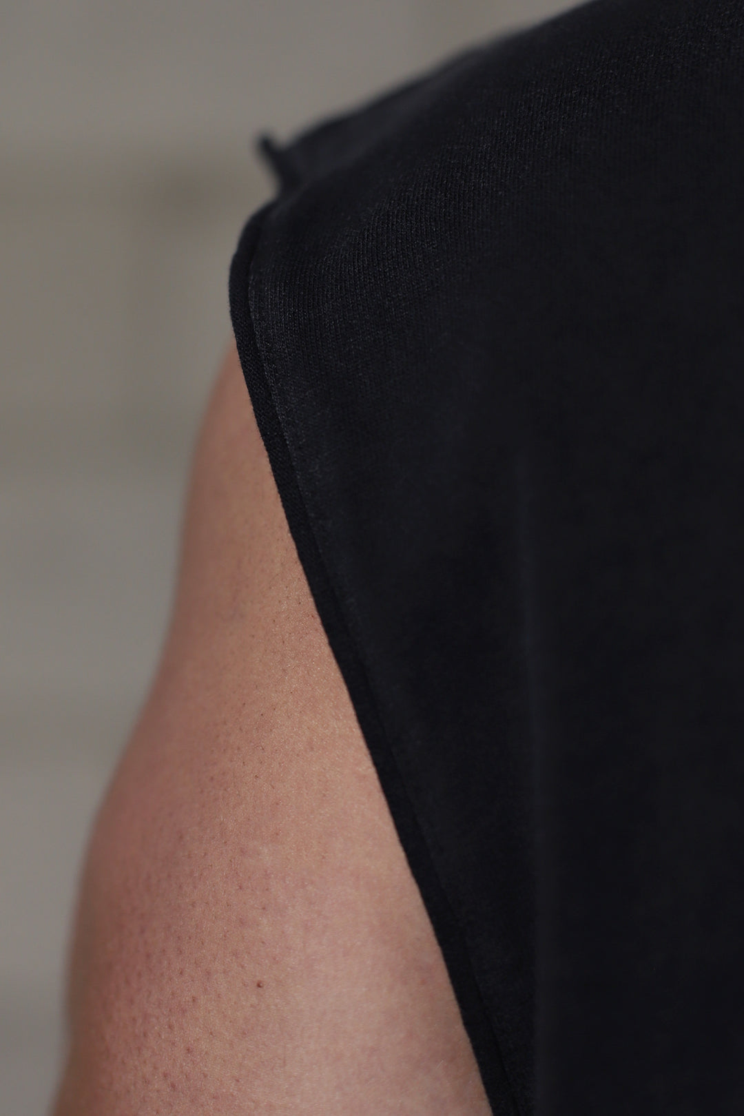 Box Cut Muscle Tee - Black